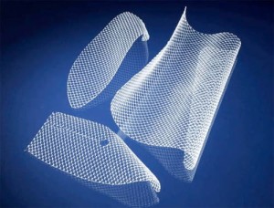 SIATKA DO CHIRURGICZNEGO LECZENIA PRZEPUKLIN 10 x 15 CM GEMED